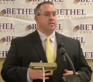 Coach Chris Elliott